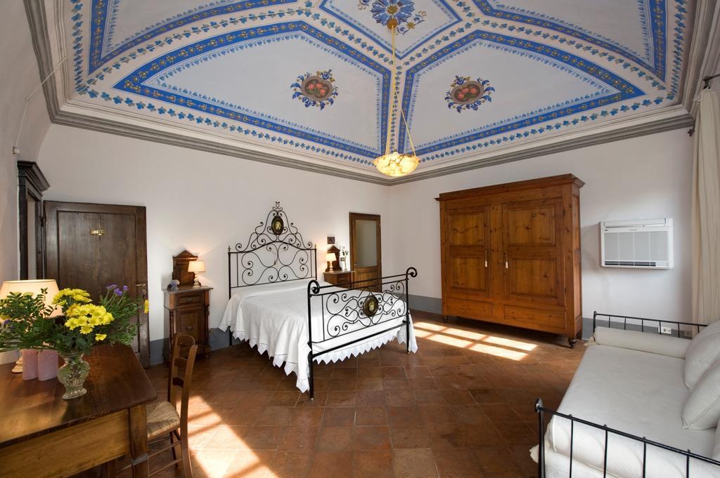 Villa Montaperti Monteaperti  Room photo